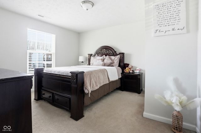 516 Dietz Drive, Greenwood, IN 46143