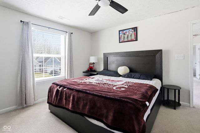 516 Dietz Drive, Greenwood, IN 46143