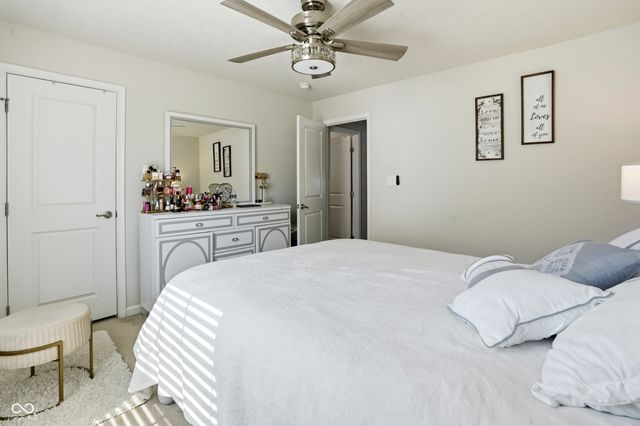 516 Dietz Drive, Greenwood, IN 46143