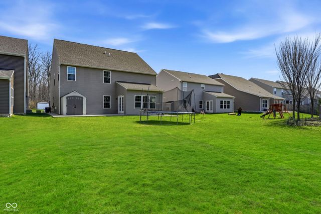 516 Dietz Drive, Greenwood, IN 46143