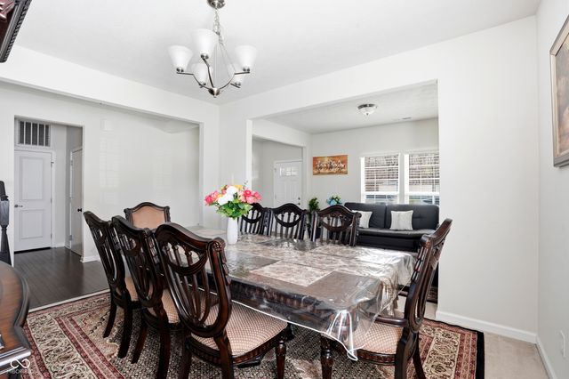 516 Dietz Drive, Greenwood, IN 46143