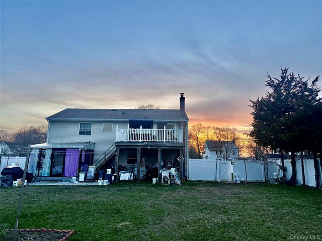 249 Bayport Avenue, Bayport, NY 11705