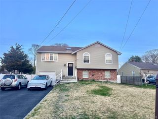 249 Bayport Avenue, Bayport, NY 11705