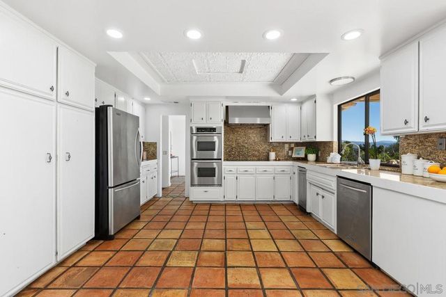 13747 49 Little Pond Rd, Valley Center, CA 92082