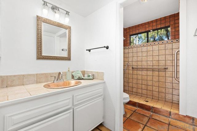 13747 49 Little Pond Rd, Valley Center, CA 92082