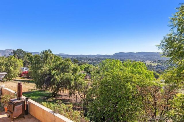 13747 49 Little Pond Rd, Valley Center, CA 92082