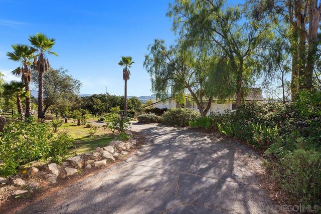 13747 49 Little Pond Rd, Valley Center, CA 92082