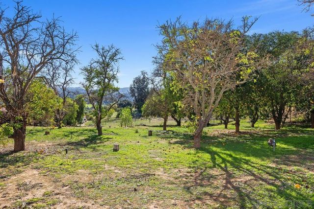 13747 49 Little Pond Rd, Valley Center, CA 92082