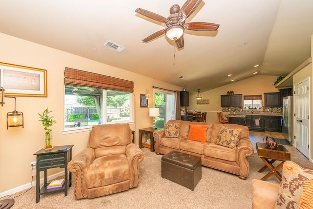 3502 Humbug Drive, Anderson, CA 96007