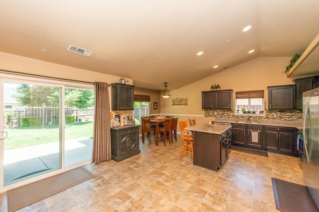 3502 Humbug Drive, Anderson, CA 96007