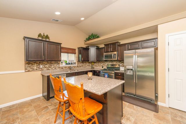3502 Humbug Drive, Anderson, CA 96007