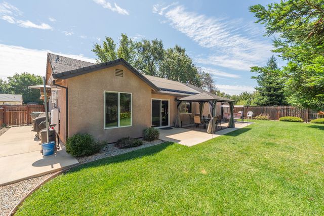 3502 Humbug Drive, Anderson, CA 96007