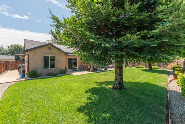 3502 Humbug Drive, Anderson, CA 96007