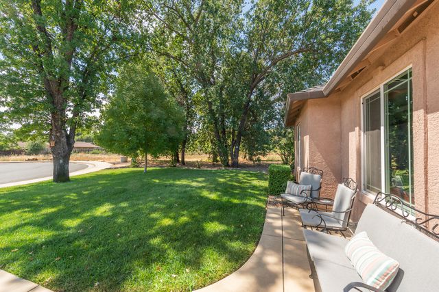 3502 Humbug Drive, Anderson, CA 96007
