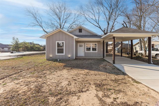 240 eLM Street, Winona, TX 75792