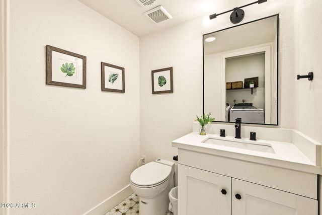 4942 E WETHERSFIELD Road, Scottsdale, AZ 85254