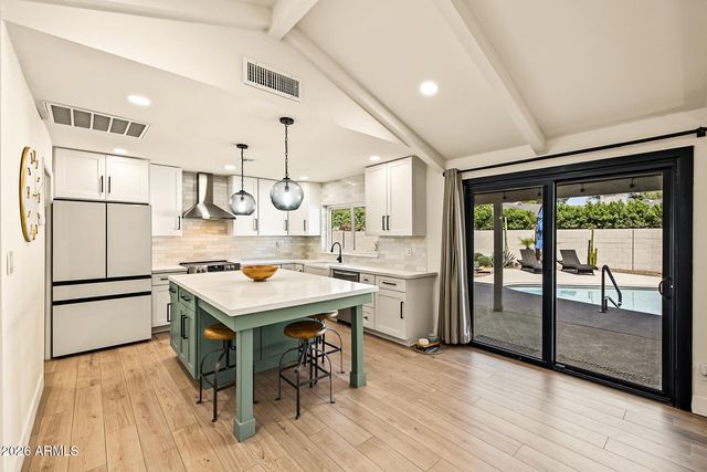 4942 E WETHERSFIELD Road, Scottsdale, AZ 85254