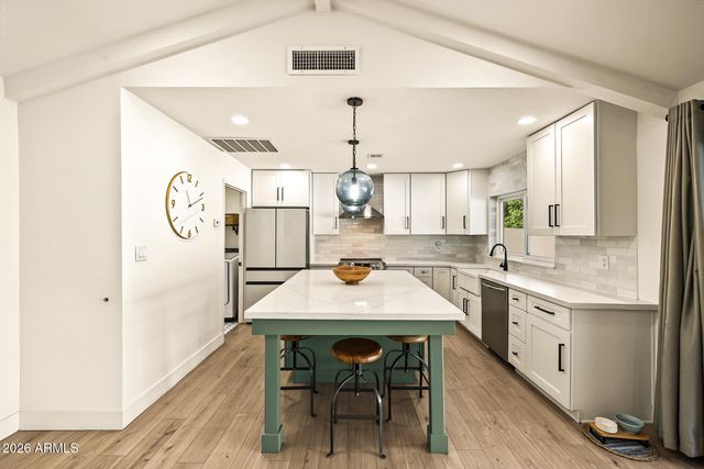 4942 E WETHERSFIELD Road, Scottsdale, AZ 85254