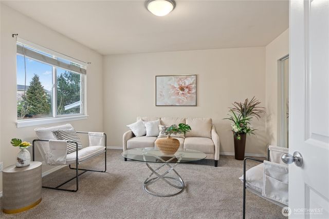 5036 NE 4th PL, Renton, WA 98059