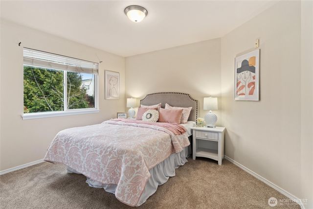 5036 NE 4th PL, Renton, WA 98059