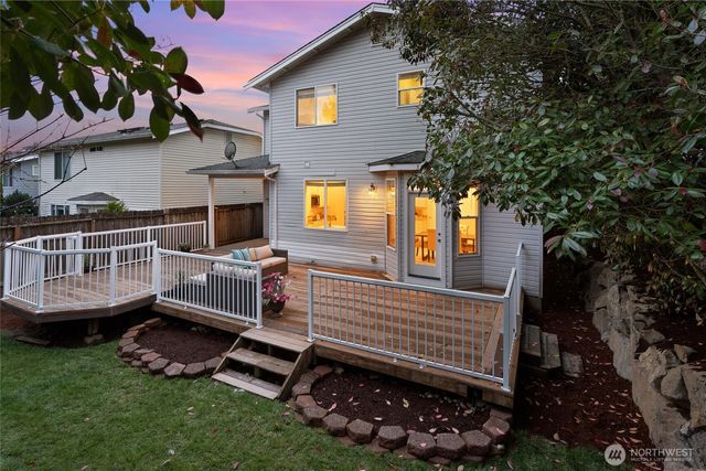 5036 NE 4th PL, Renton, WA 98059