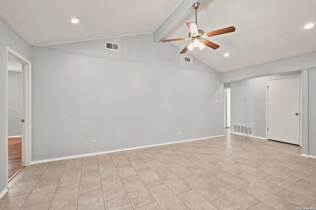 3723 Chartwell Dr, San Antonio, TX 78230