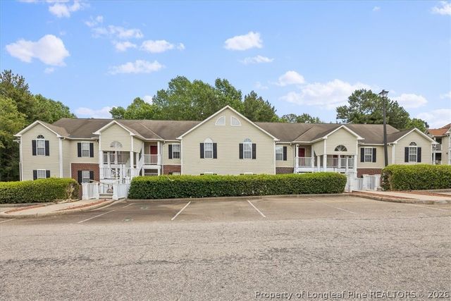 410 Bubble Creek Court 4, Fayetteville, NC 28311
