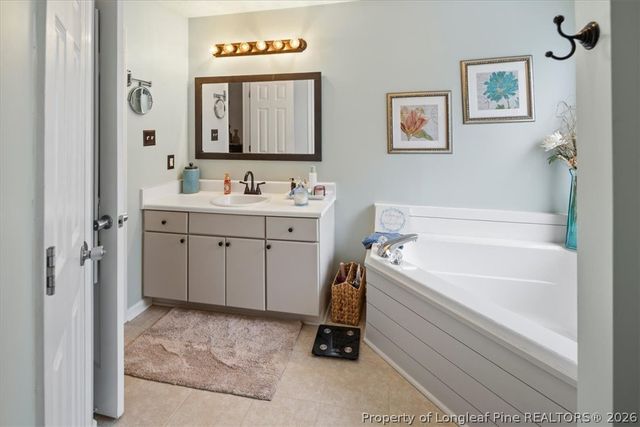 410 Bubble Creek Court 4, Fayetteville, NC 28311