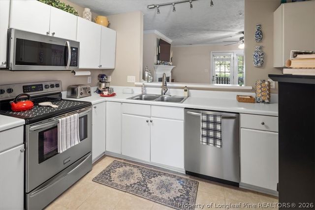 410 Bubble Creek Court 4, Fayetteville, NC 28311