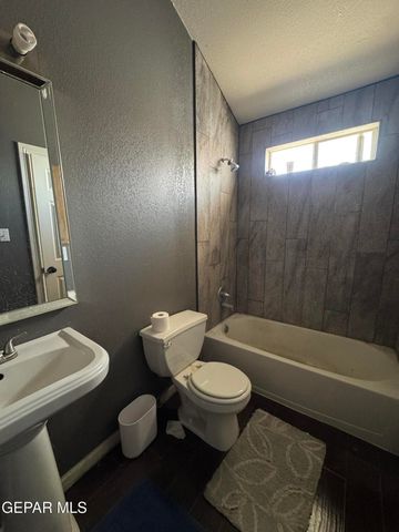 3105 TIERRA HUMEDA Drive, El Paso, TX 79938