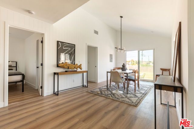 10516 Cimarron Street, Los Angeles, CA 90047