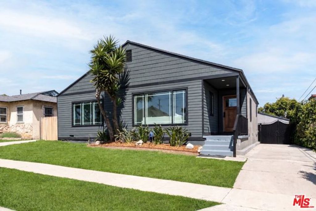 10516 Cimarron Street, Los Angeles, CA 90047
