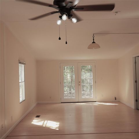 282 Texas Oak DR, Cedar Creek, TX 78612