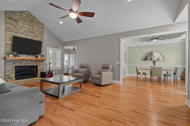 195 Devonshire Avenue, Seven Lakes, NC 27376