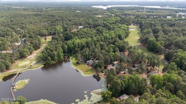 195 Devonshire Avenue, Seven Lakes, NC 27376
