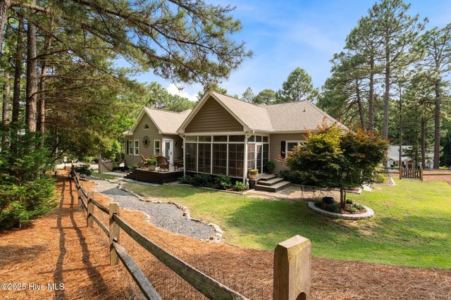 195 Devonshire Avenue, Seven Lakes, NC 27376