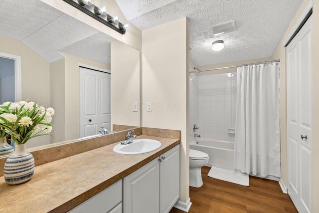 7434 Falls View Circle, Delaware, OH 43015