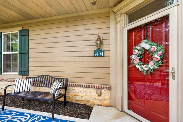 7434 Falls View Circle, Delaware, OH 43015