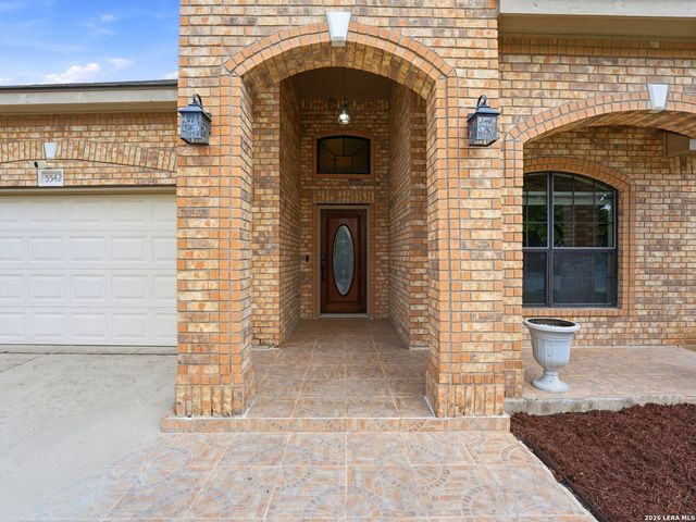 5542 Cross Pond, San Antonio, TX 78249