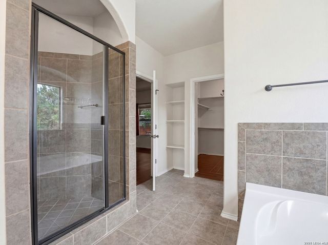 5542 Cross Pond, San Antonio, TX 78249