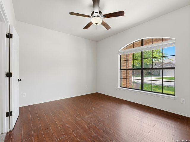 5542 Cross Pond, San Antonio, TX 78249
