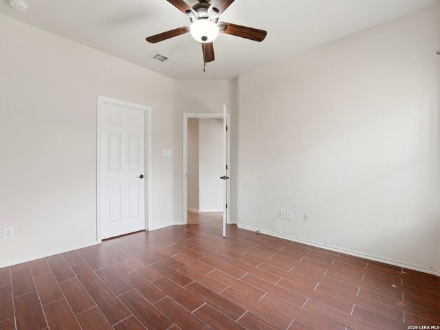 5542 Cross Pond, San Antonio, TX 78249