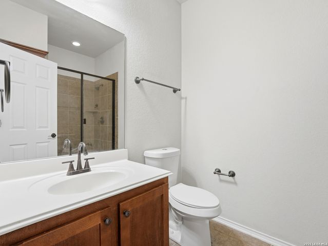5542 Cross Pond, San Antonio, TX 78249