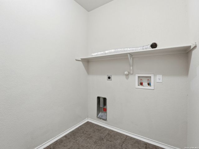 5542 Cross Pond, San Antonio, TX 78249
