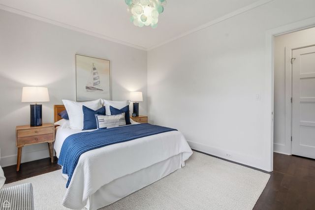 1838 N WOLCOTT Avenue, Chicago, IL 60622