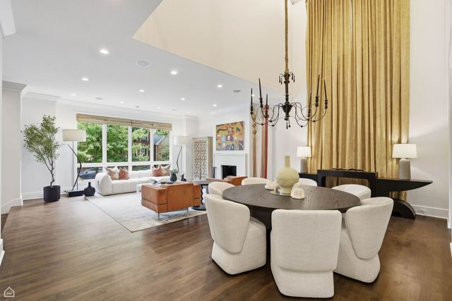 1838 N WOLCOTT Avenue, Chicago, IL 60622