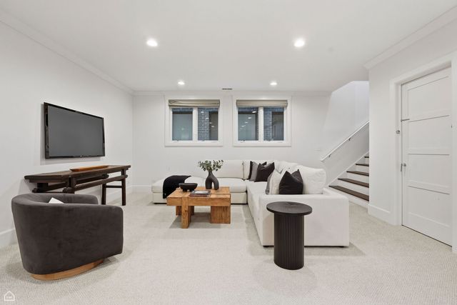 1838 N WOLCOTT Avenue, Chicago, IL 60622