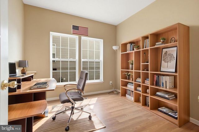 8016 TOWERING OAK WAY, Manassas, VA 20111