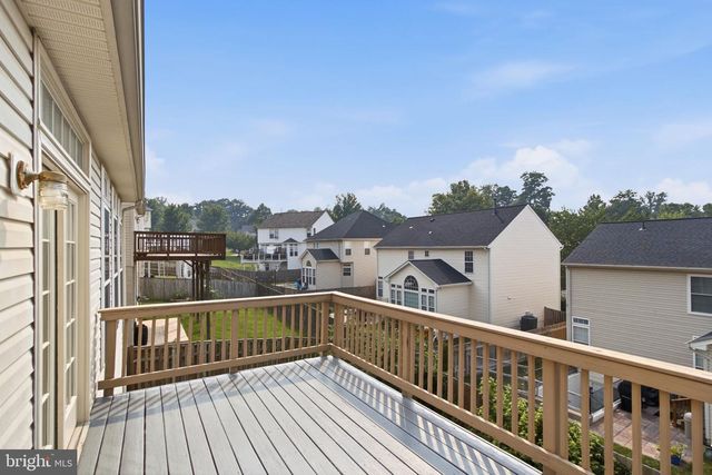 8016 TOWERING OAK WAY, Manassas, VA 20111