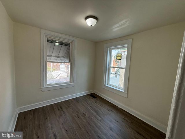 1225 LANCASTER AVE, Wilmington, DE 19805